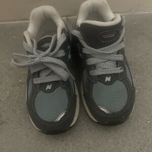 New Balance Kids Sneakers in blue and Gray